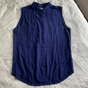 Uniqlo breezy sleeveless buttondown